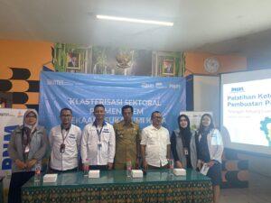 PT PNM Cabang Sukabumi dan Bumi Kreatif Institute Membangun Kapasitas Usaha Klasterisasi Sektoral Permen Asem